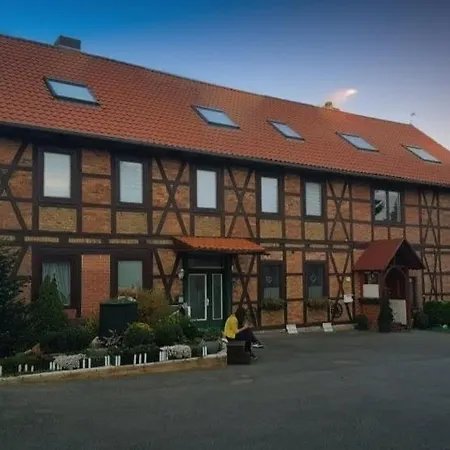 Muehlenberg Hof * Вольфсбург